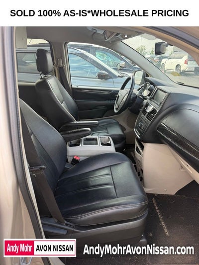 2016 Chrysler Town & Country Touring
