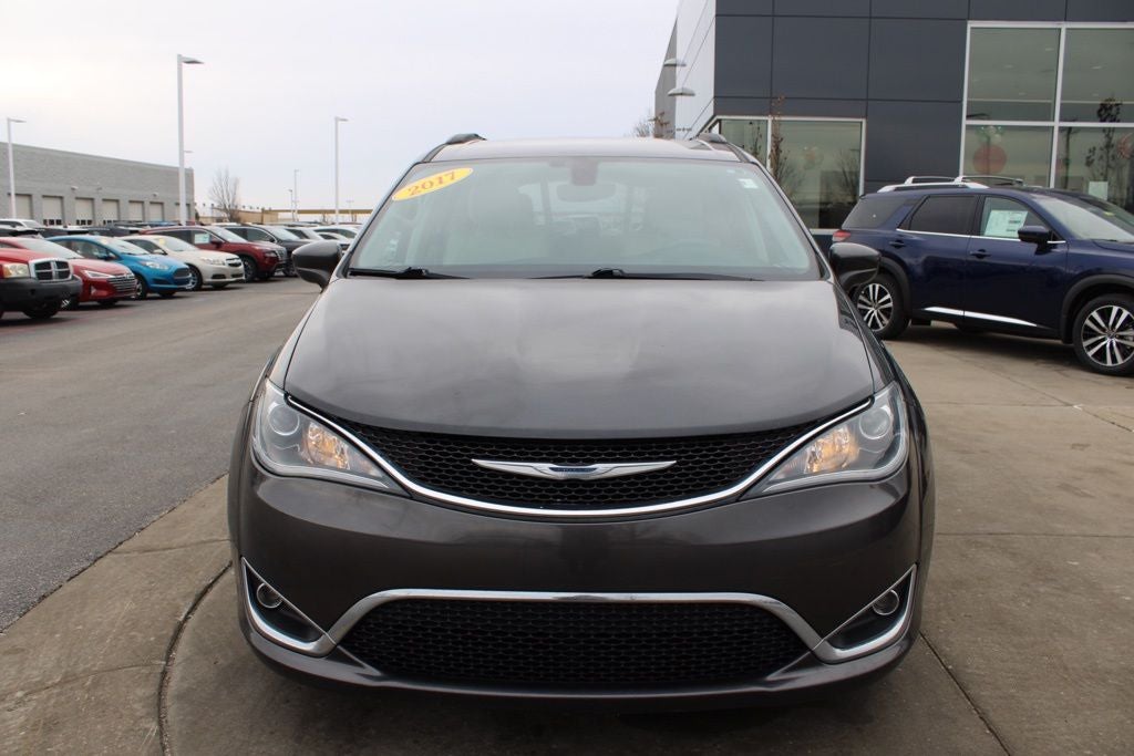 2017 Chrysler Pacifica Touring L