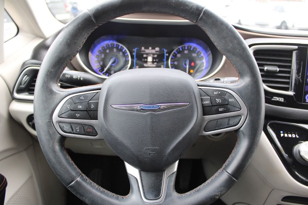 2017 Chrysler Pacifica Touring L