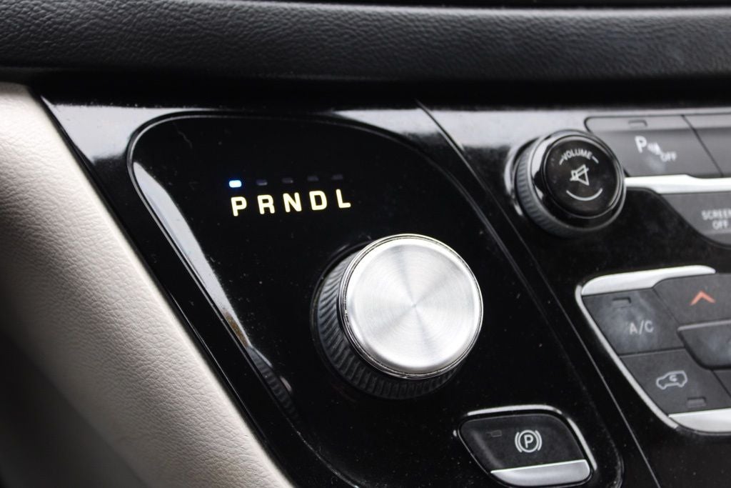 2017 Chrysler Pacifica Touring L