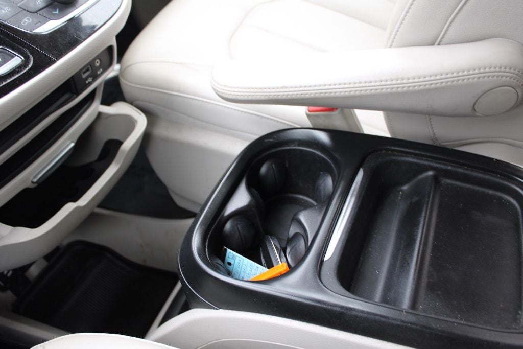 2017 Chrysler Pacifica Touring L