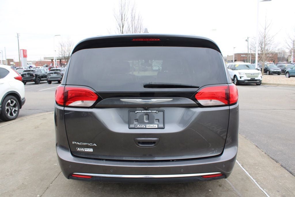 2017 Chrysler Pacifica Touring L
