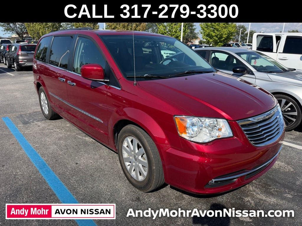 2016 Chrysler Town & Country Touring