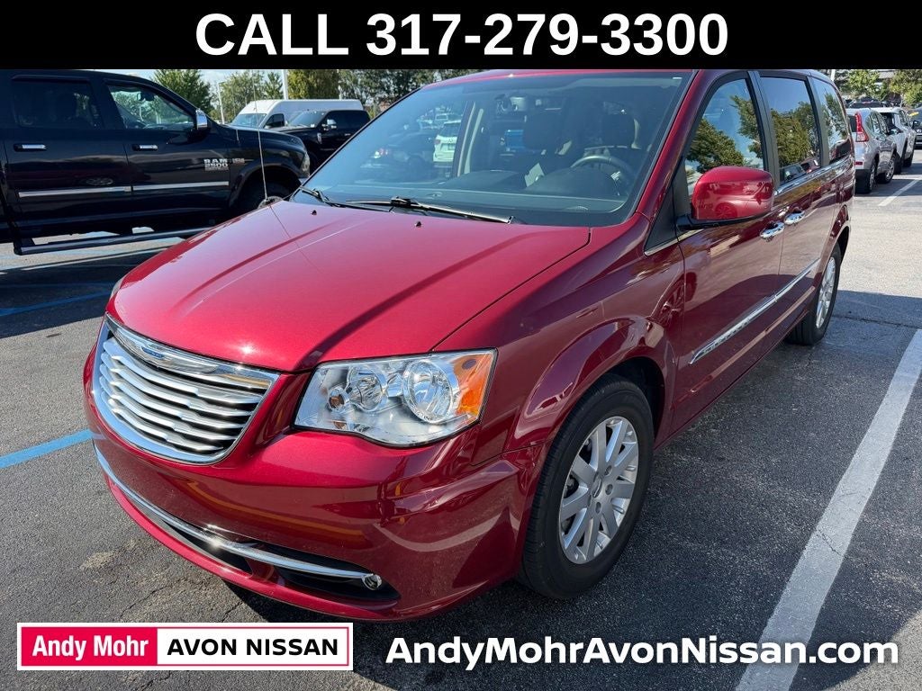 2016 Chrysler Town & Country Touring