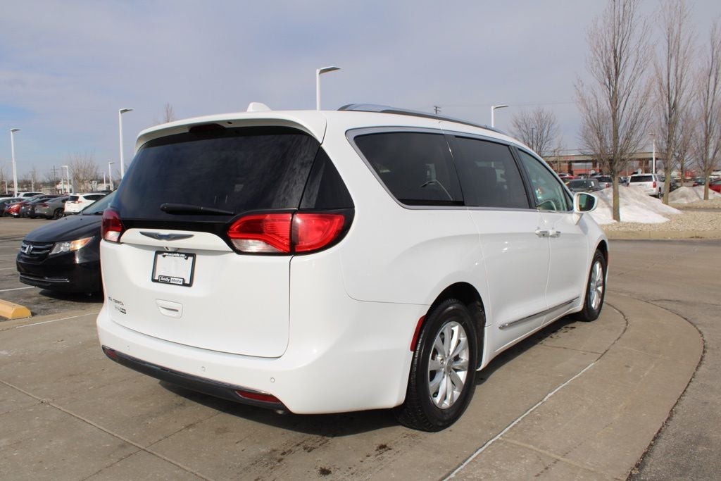2019 Chrysler Pacifica Touring L