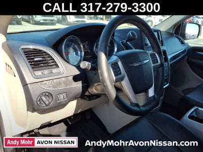 2016 Chrysler Town & Country Touring-L