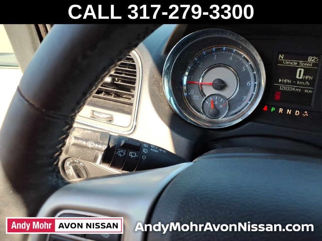 2016 Chrysler Town & Country Touring-L