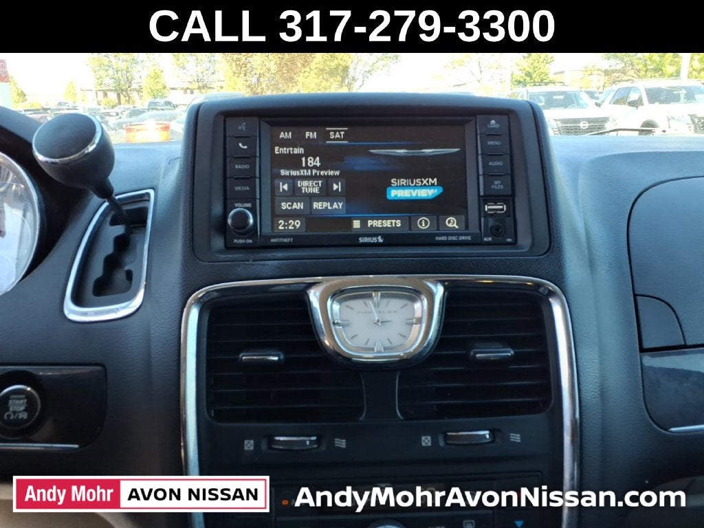 2016 Chrysler Town & Country Touring-L