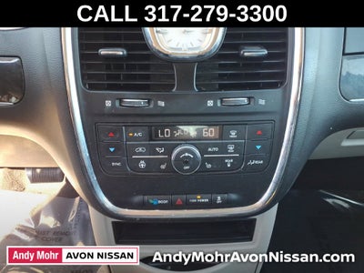 2016 Chrysler Town & Country Touring-L