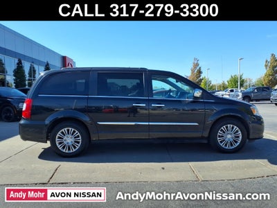 2016 Chrysler Town & Country Touring-L