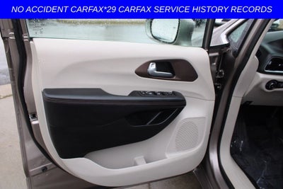 2018 Chrysler Pacifica Touring L Plus