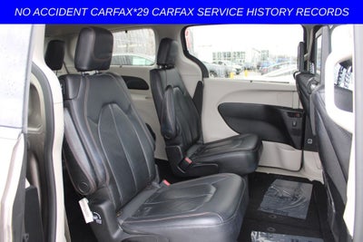 2018 Chrysler Pacifica Touring L Plus