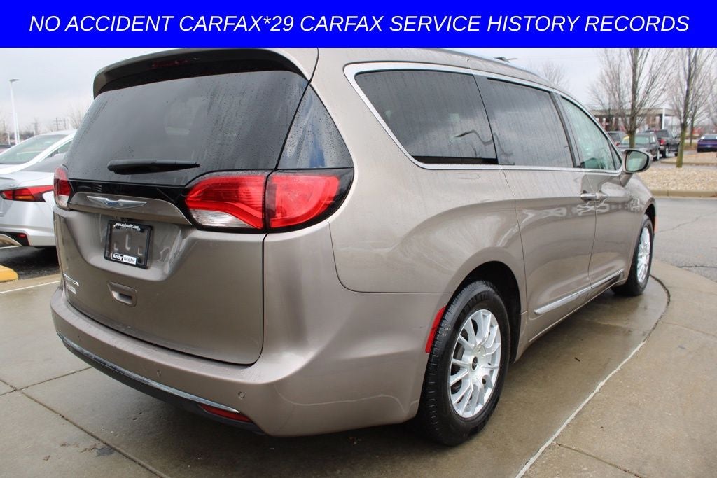 2018 Chrysler Pacifica Touring L Plus