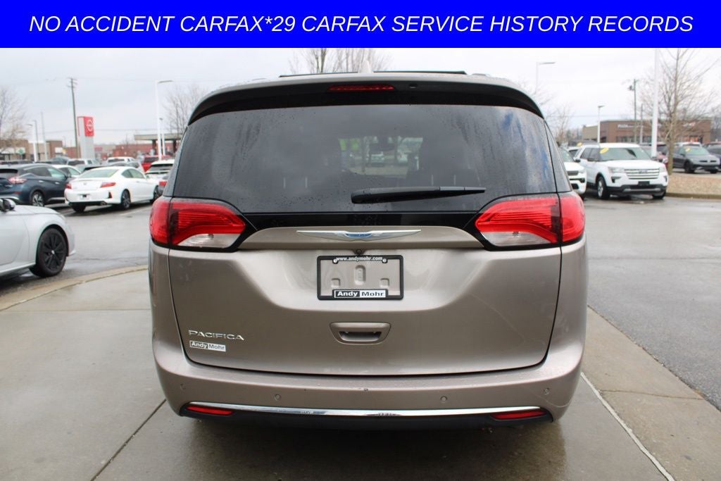 2018 Chrysler Pacifica Touring L Plus