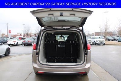 2018 Chrysler Pacifica Touring L Plus