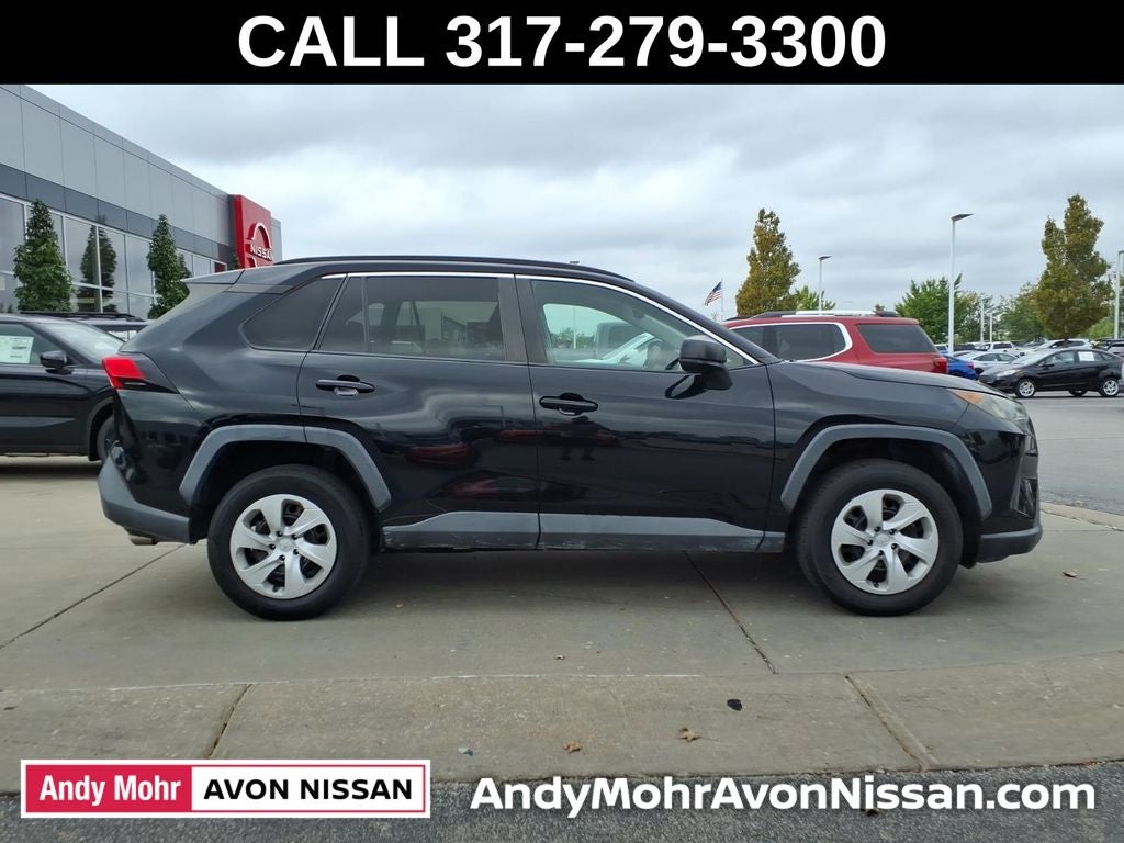 2019 Toyota RAV4 LE