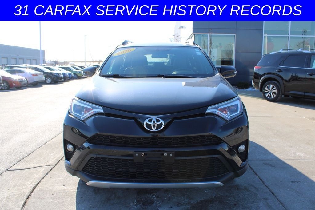 2016 Toyota RAV4 SE