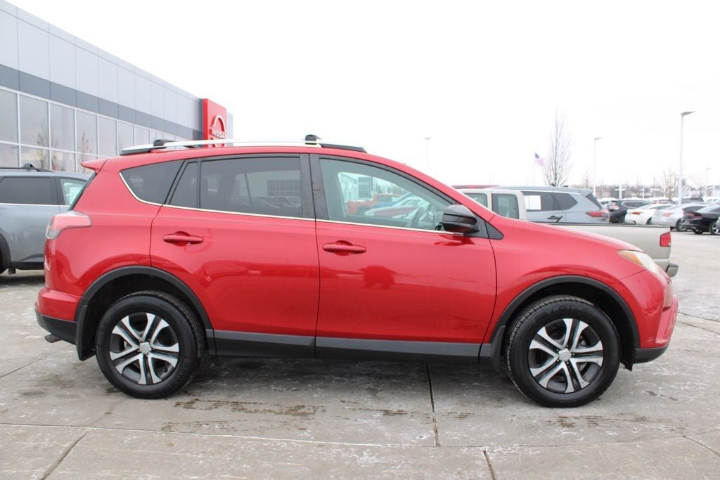 2016 Toyota RAV4 LE