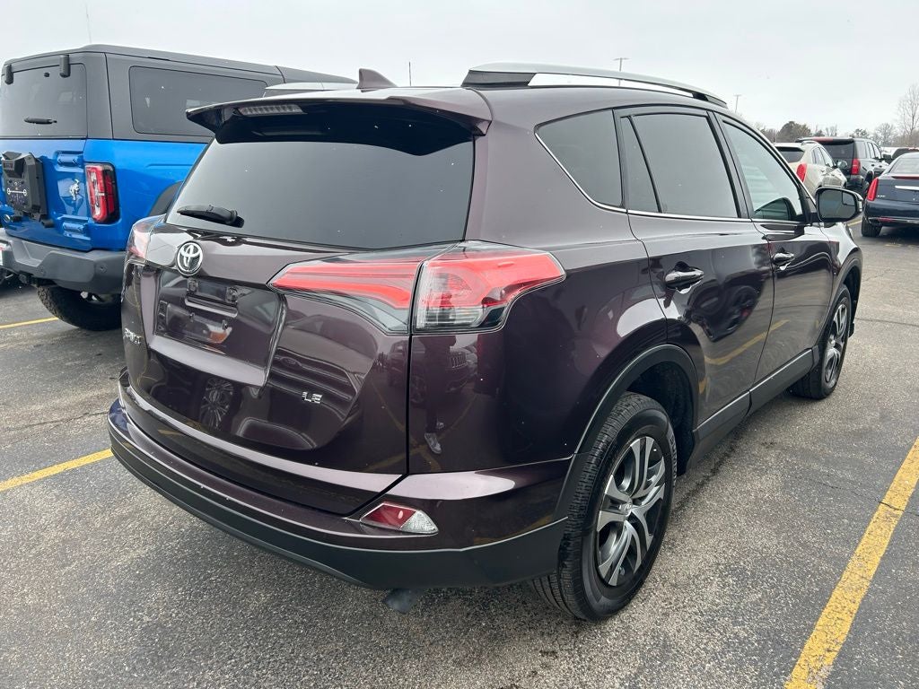 2018 Toyota RAV4 LE