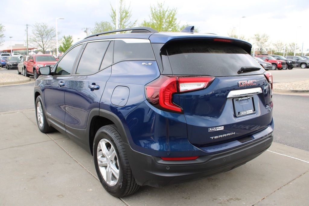 2022 GMC Terrain SLE
