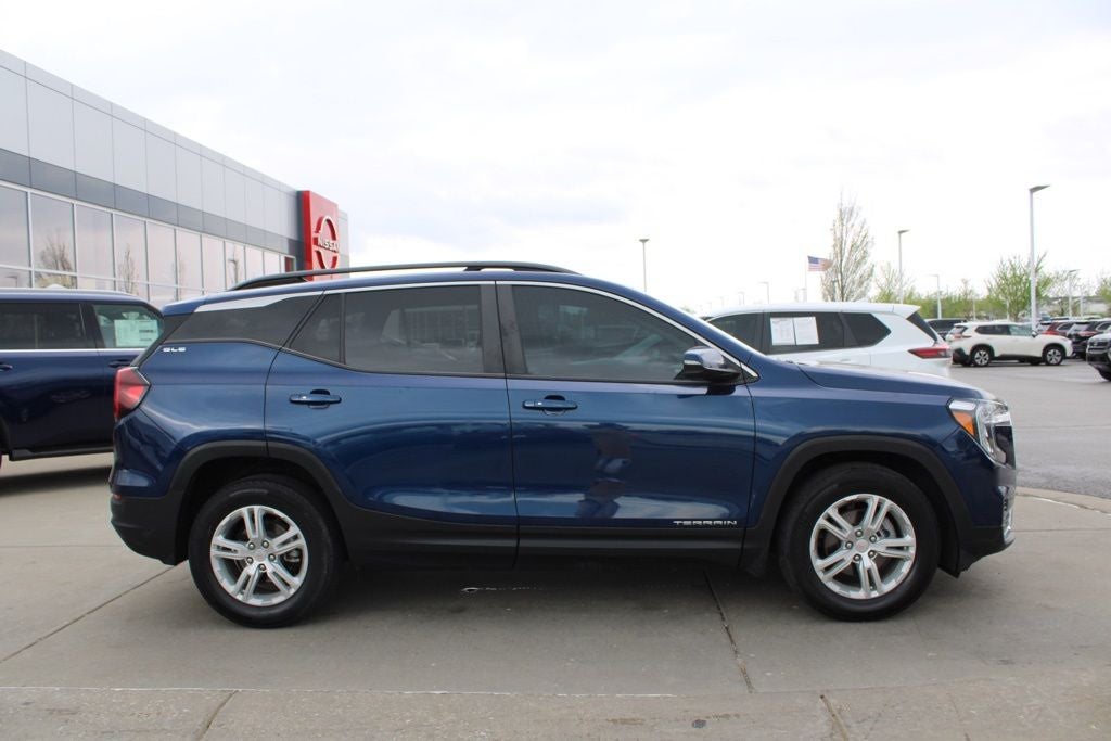 2022 GMC Terrain SLE