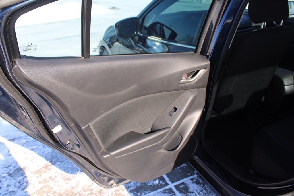 2015 Mazda Mazda3 i Touring