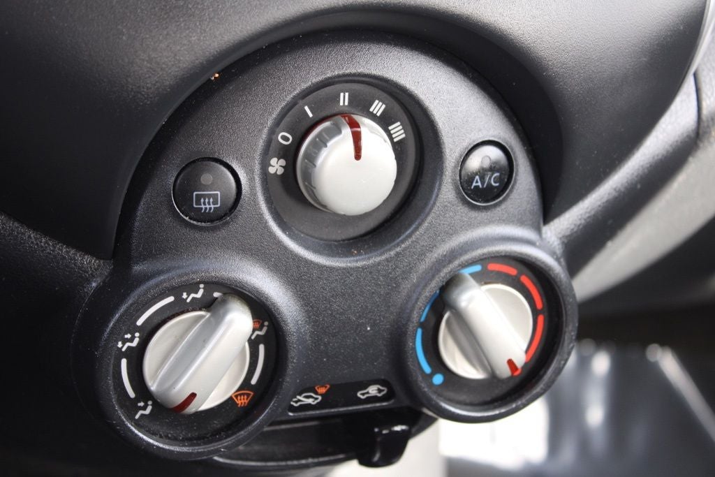 2014 Nissan Versa Note SV