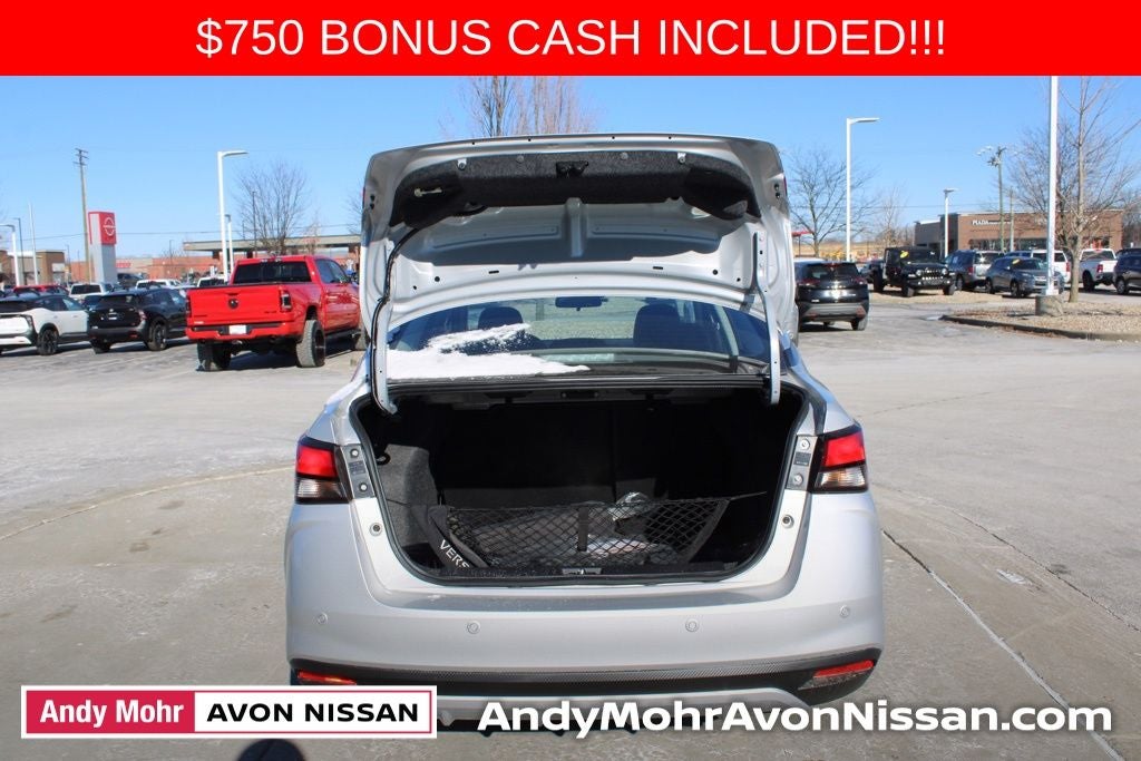 2025 Nissan Versa 1.6 SV