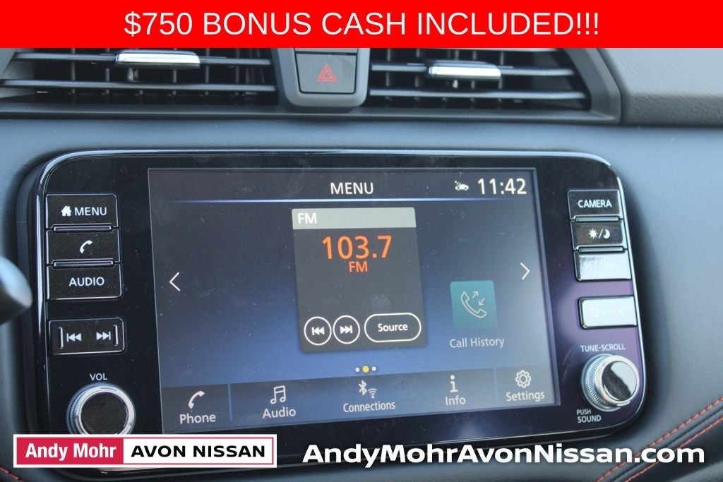 2025 Nissan Versa 1.6 SR