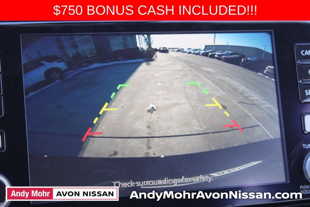 2025 Nissan Versa 1.6 SR