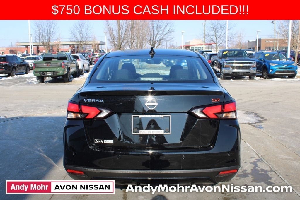 2025 Nissan Versa 1.6 SR