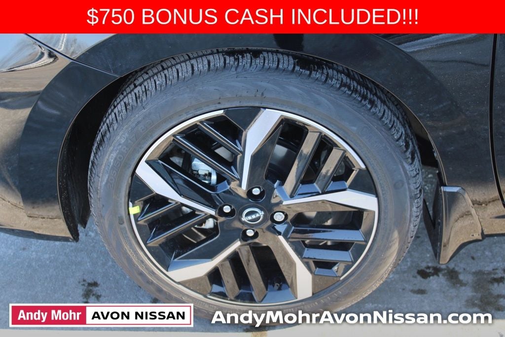 2025 Nissan Versa 1.6 SR