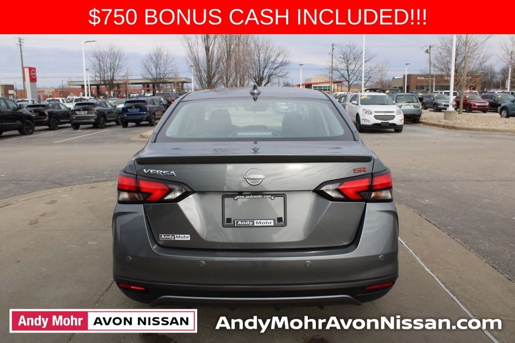 2025 Nissan Versa 1.6 SR