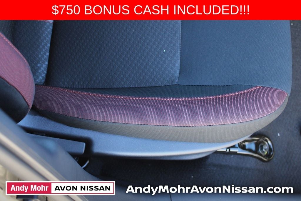 2025 Nissan Versa 1.6 SR