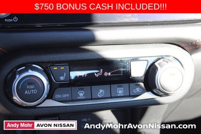 2025 Nissan Versa 1.6 SR