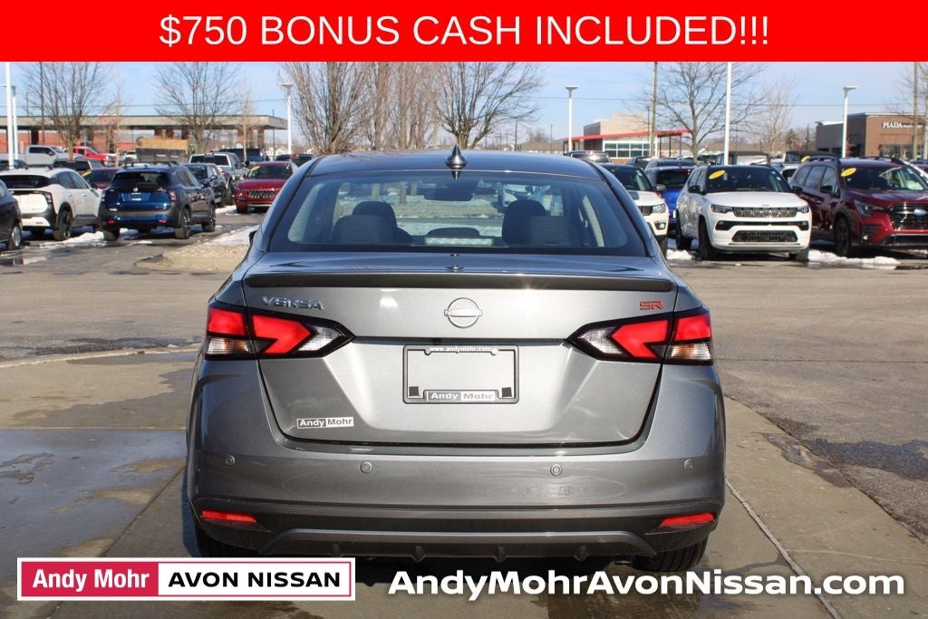 2025 Nissan Versa 1.6 SR