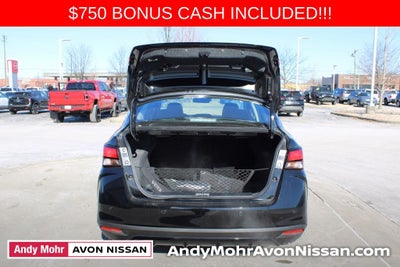 2025 Nissan Versa 1.6 SR