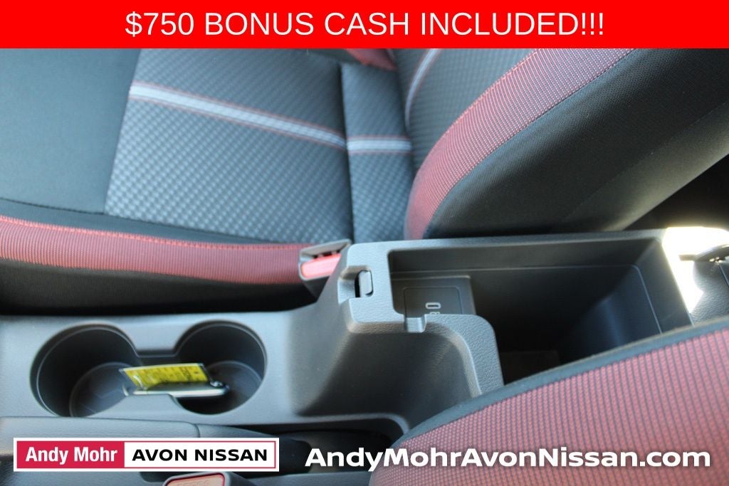 2025 Nissan Versa 1.6 SR