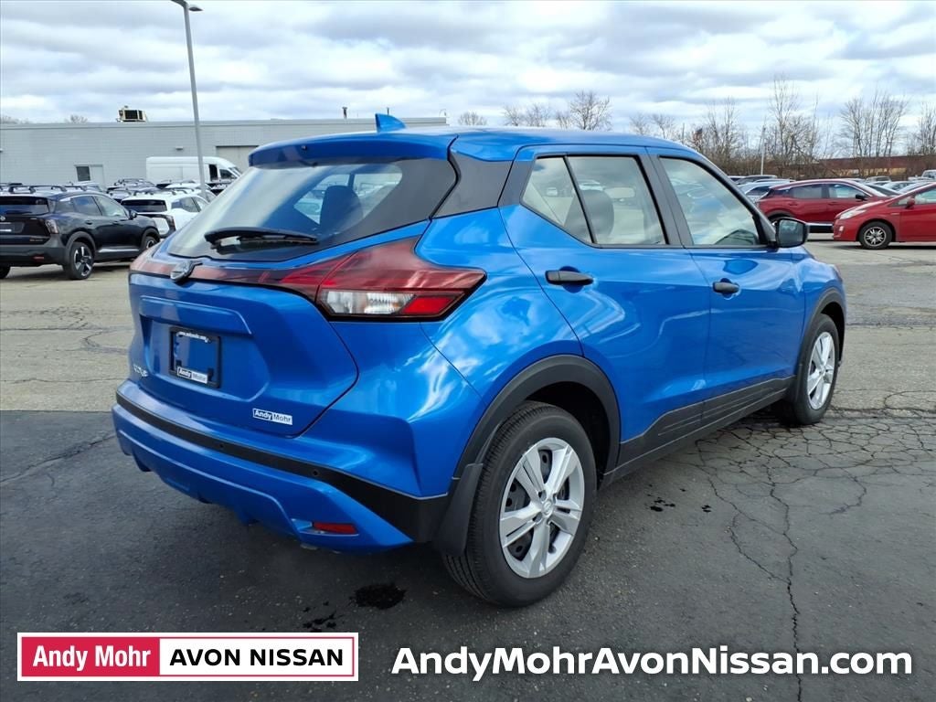 2025 Nissan Kicks Play S