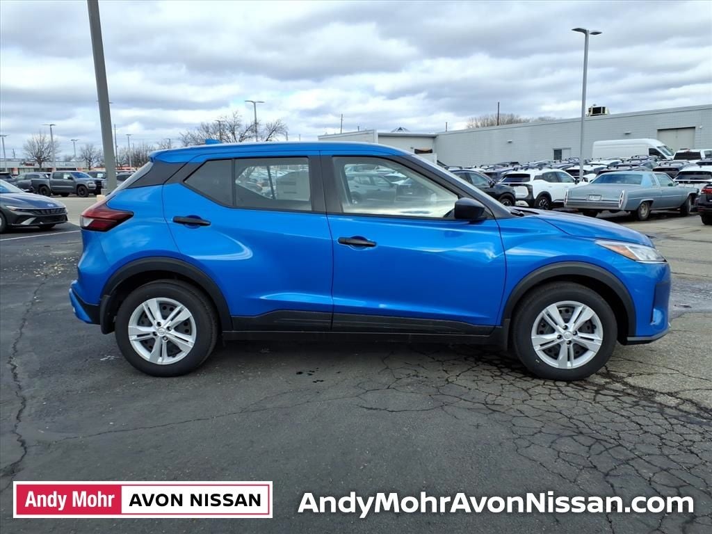 2025 Nissan Kicks Play S