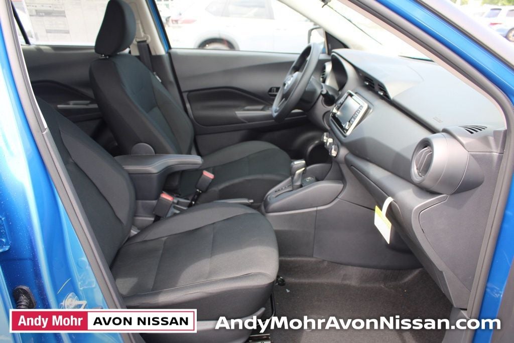 2025 Nissan Kicks Play S