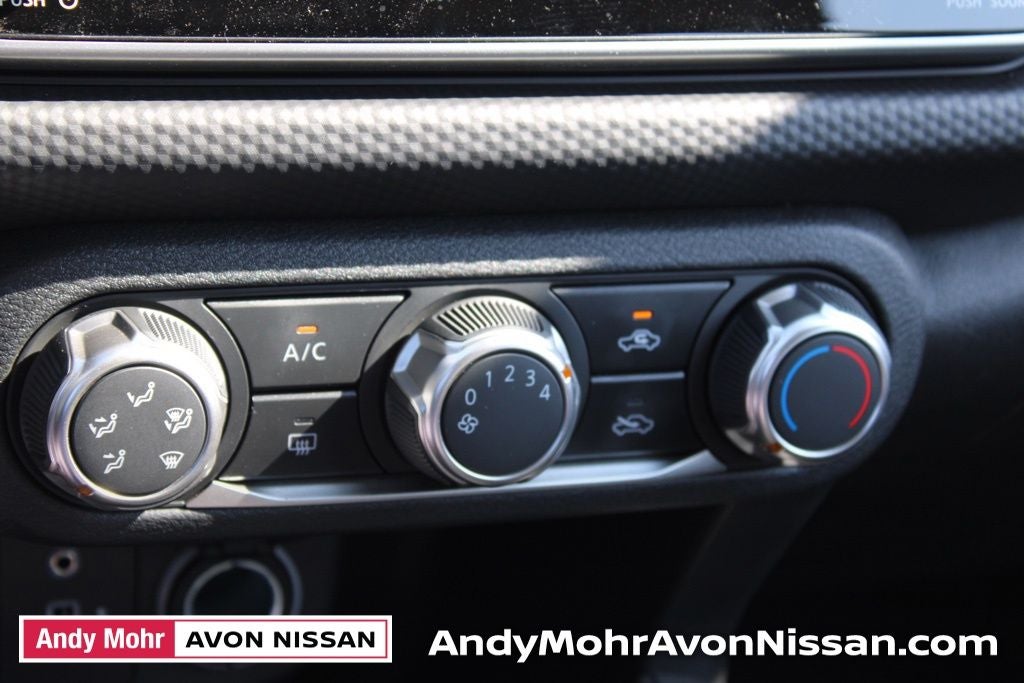 2025 Nissan Kicks Play S