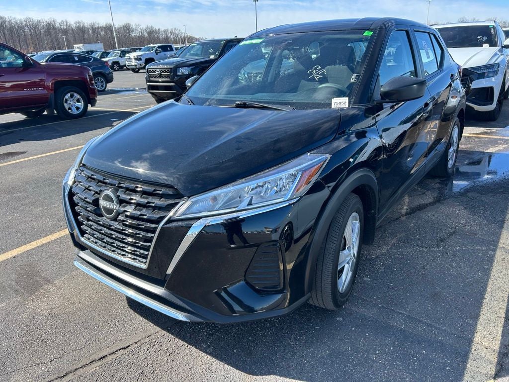 2022 Nissan Kicks S
