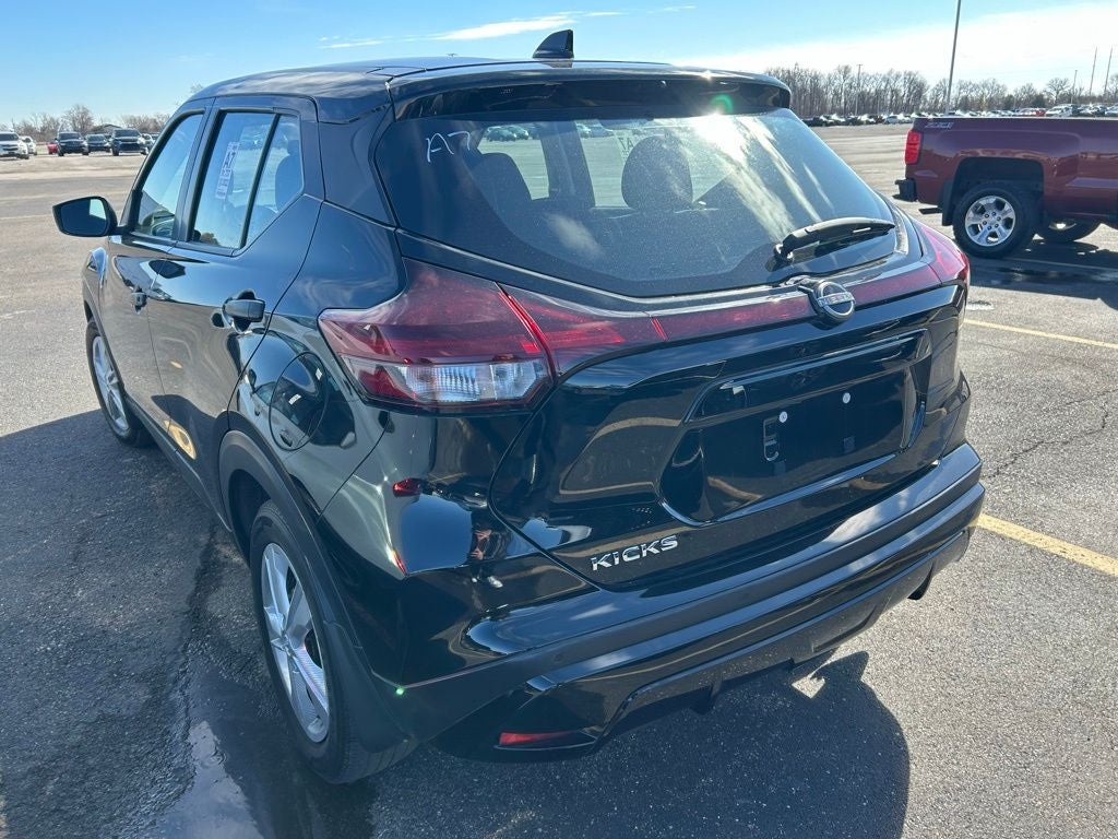 2022 Nissan Kicks S