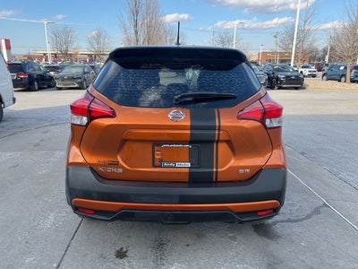 2019 Nissan Kicks SR