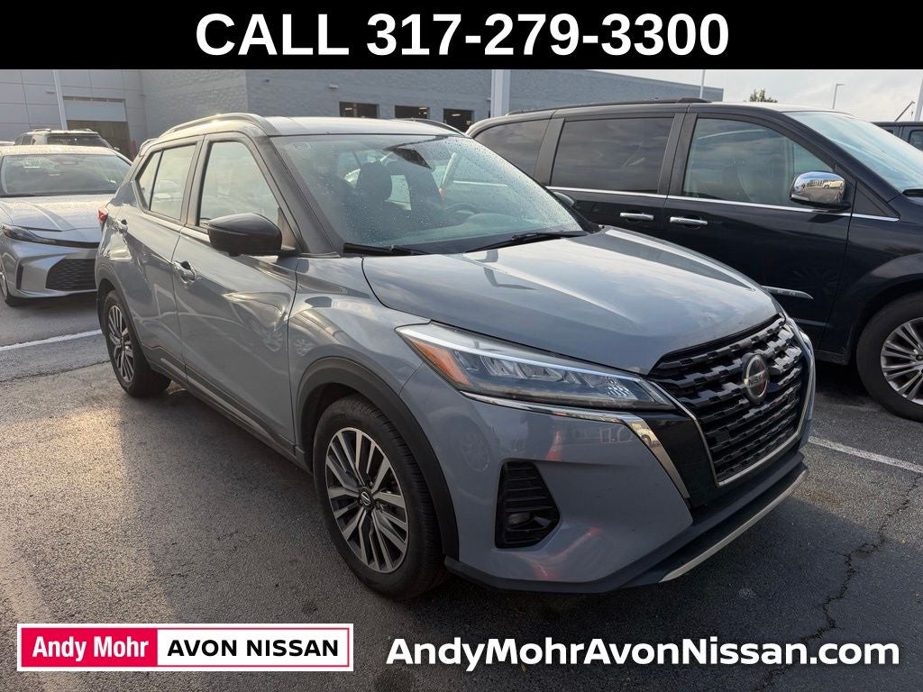 2021 Nissan Kicks SR
