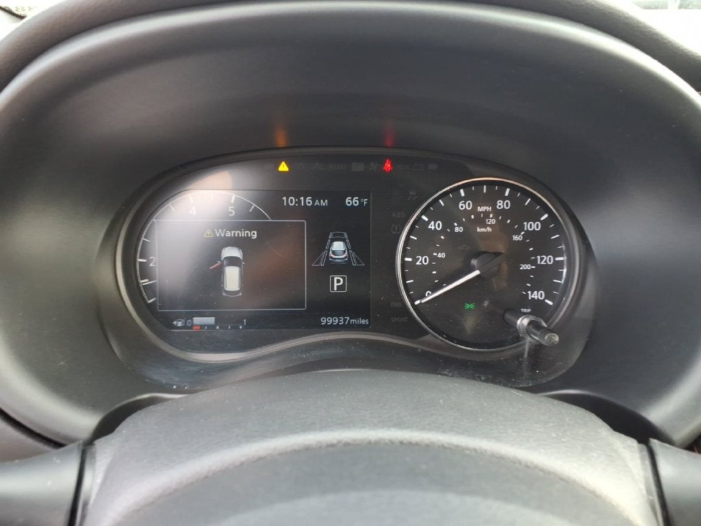 2021 Nissan Kicks SR