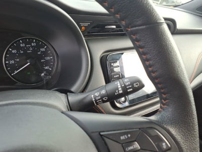 2021 Nissan Kicks SR