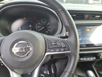 2021 Nissan Kicks SR