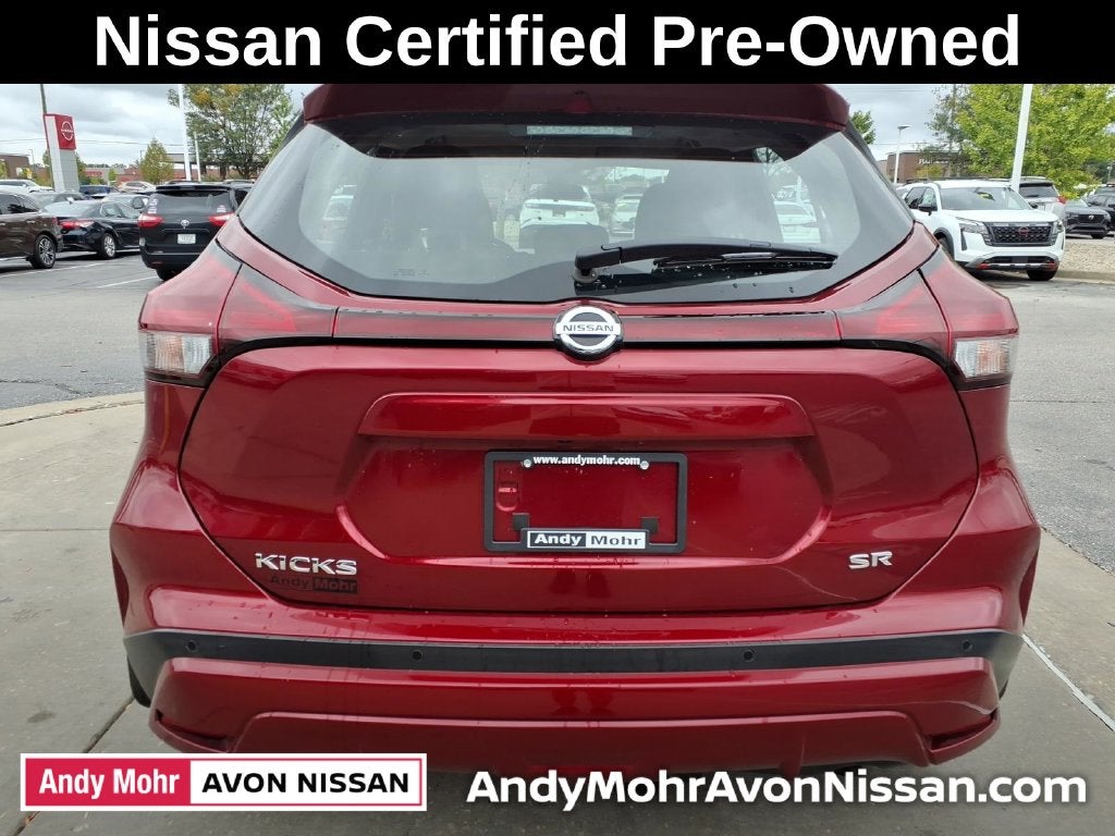 2021 Nissan Kicks SR